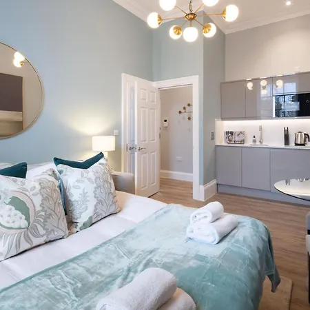 Apartment Redmayne House *