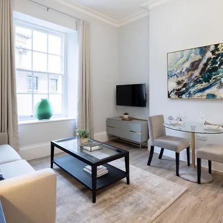Redmayne House Apartment *
