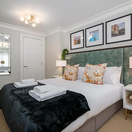 Redmayne House - Urban *