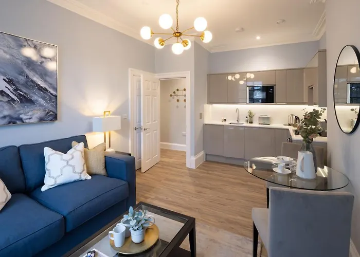 Redmayne House - Urban *