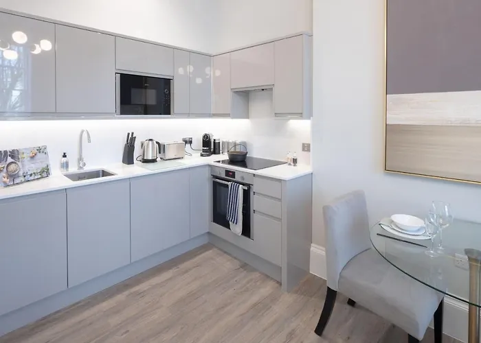 Redmayne House - Urban *