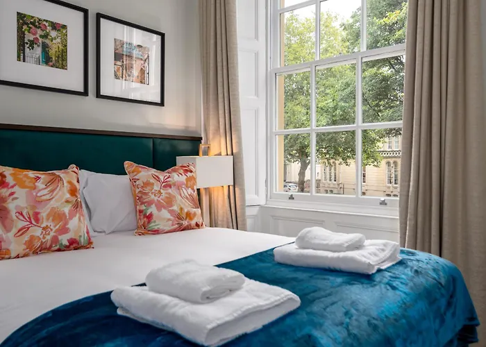 Redmayne House - Urban *