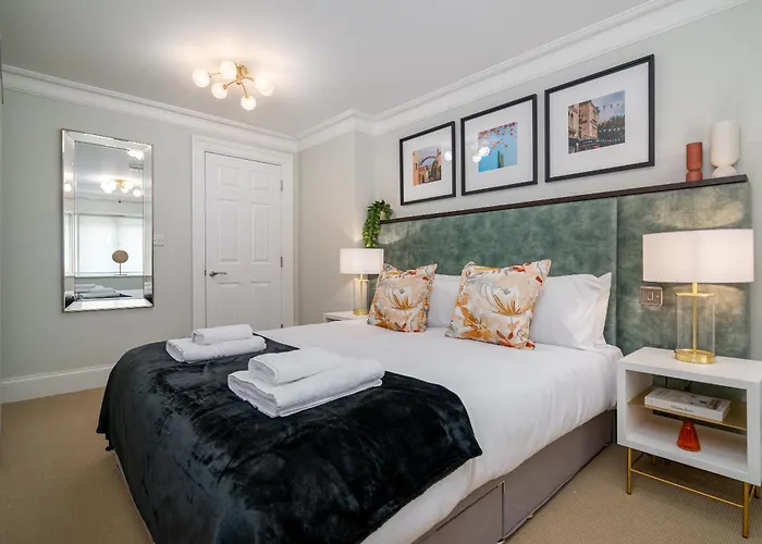 Redmayne House - Urban *